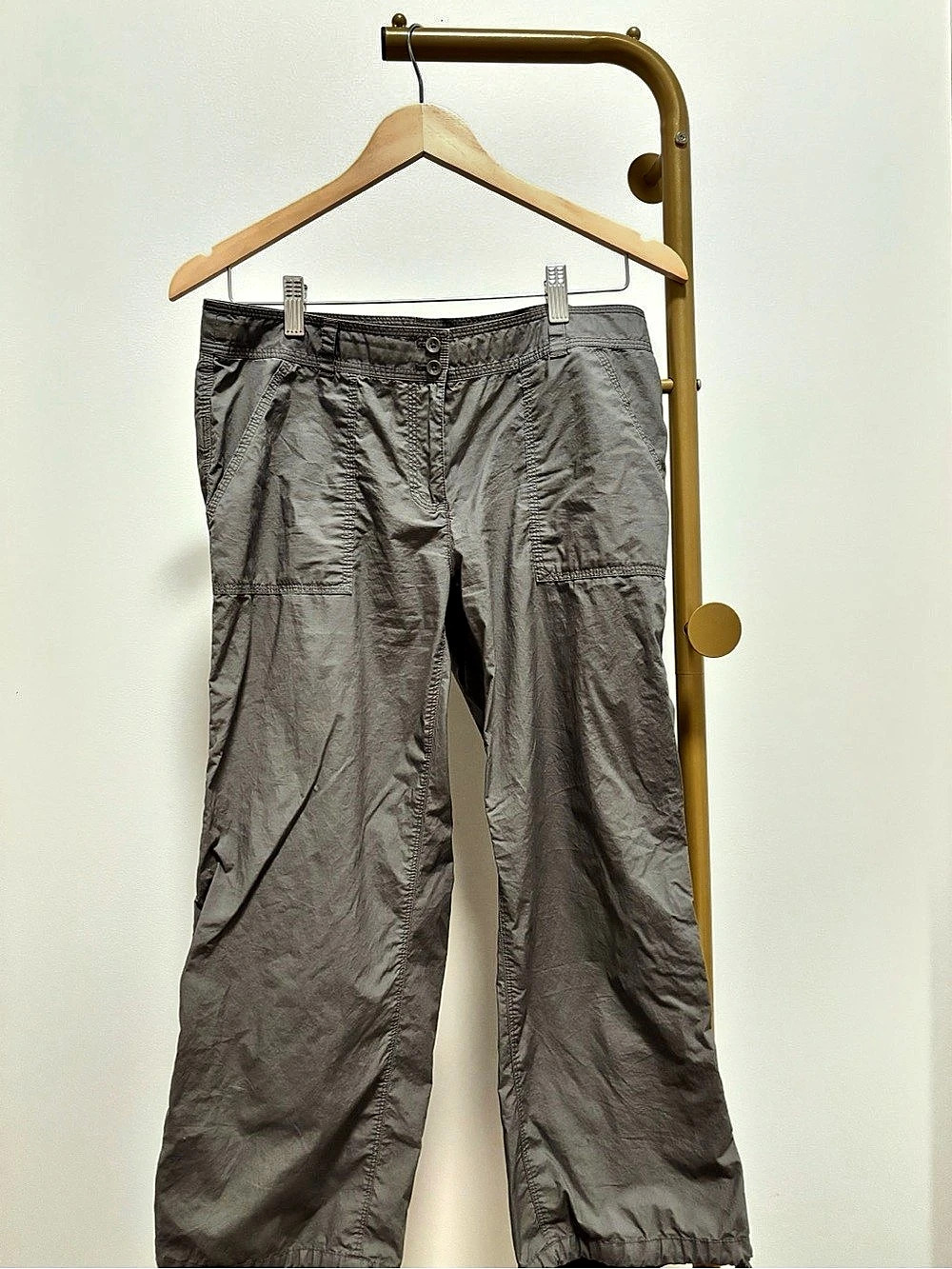 Tommy Bahama Women's Straight Leg Pants Green/Gray Size 6